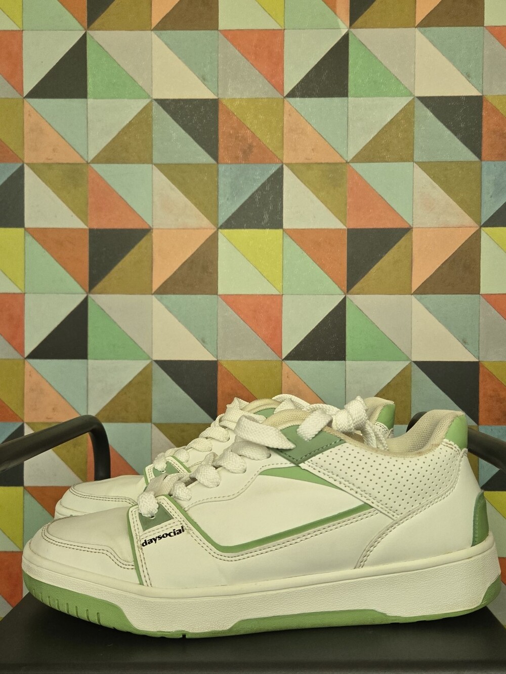 Asos Design White & Light Green Low-Top Sneakers